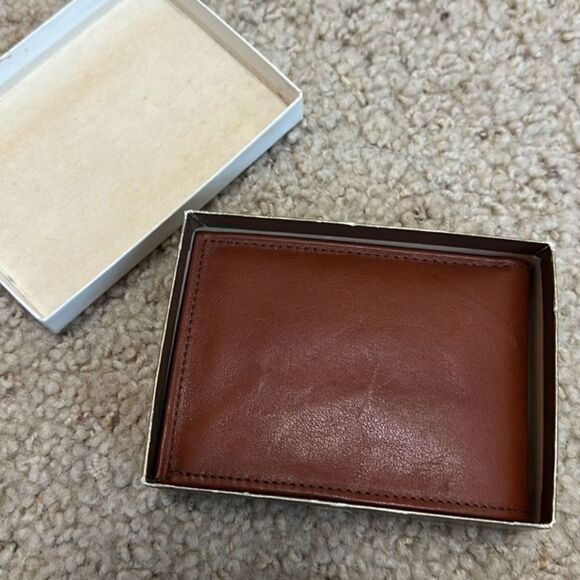 ROLFS Cowhide Leather Wallet From Montgomery Ward Dept Store 70's Vintage New - Picture 1 of 12
